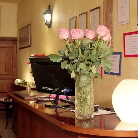Hotel Tourist House